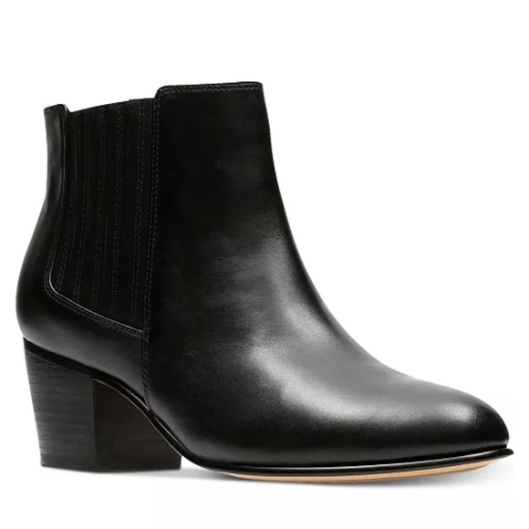 Clark’s Artisan Maypearl Tulsa Chelsea Leather Booties - Sz 8.5 - Picture 1 of 9